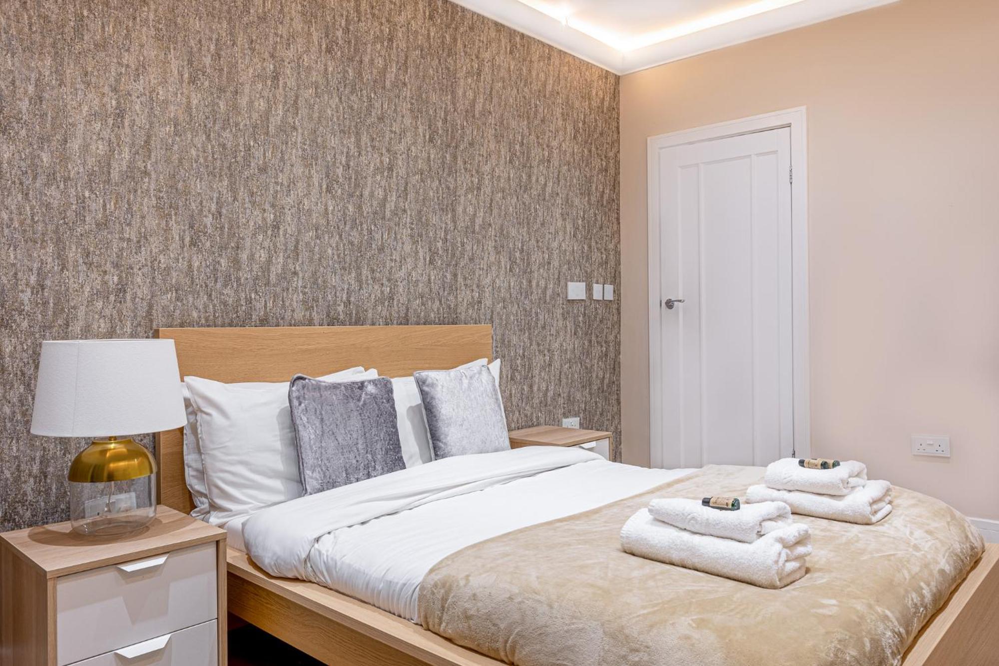 Modern 4 Bdr 3 Bth Apt Minutes From Edgware Road London Eksteriør bilde