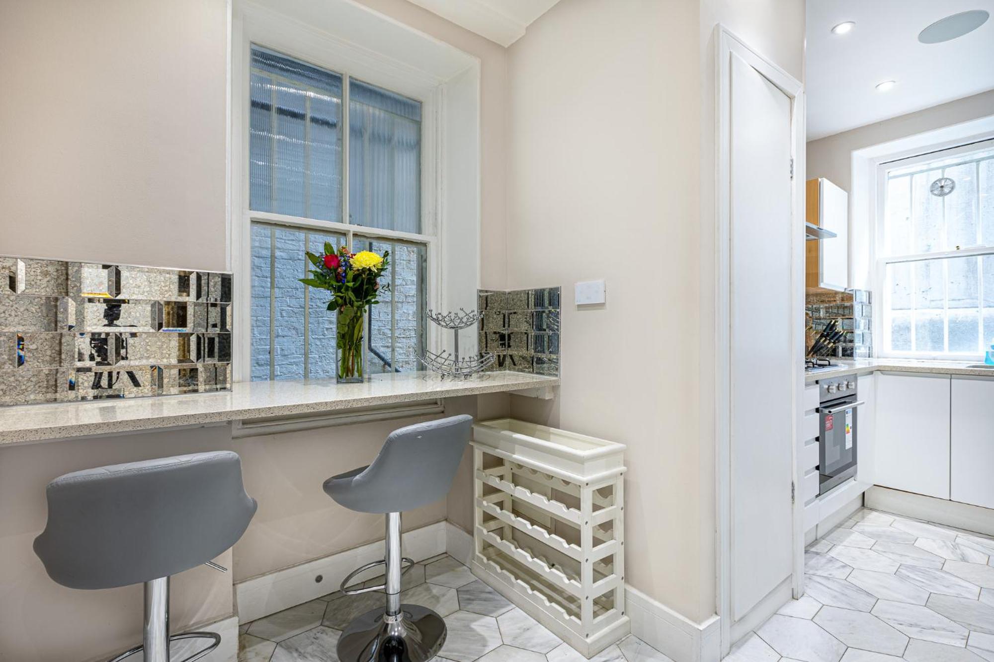 Modern 4 Bdr 3 Bth Apt Minutes From Edgware Road London Eksteriør bilde